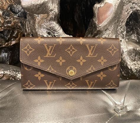 louis vuitton sarah wallet fashionphile|Sarah Wallet Monogram Empreinte Leather .